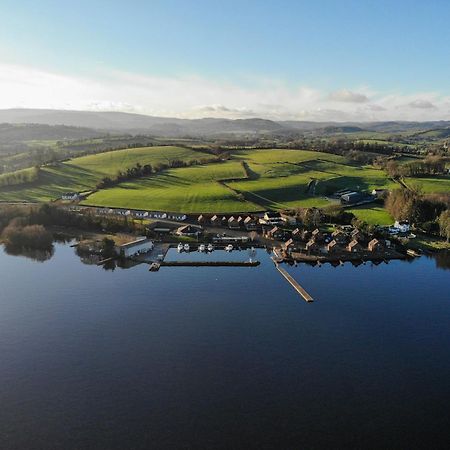 Tullybay Holiday Lodges Енискилен Екстериор снимка