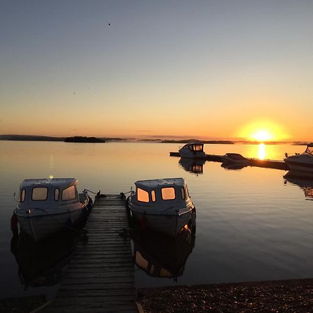 Tullybay Holiday Lodges Енискилен Екстериор снимка