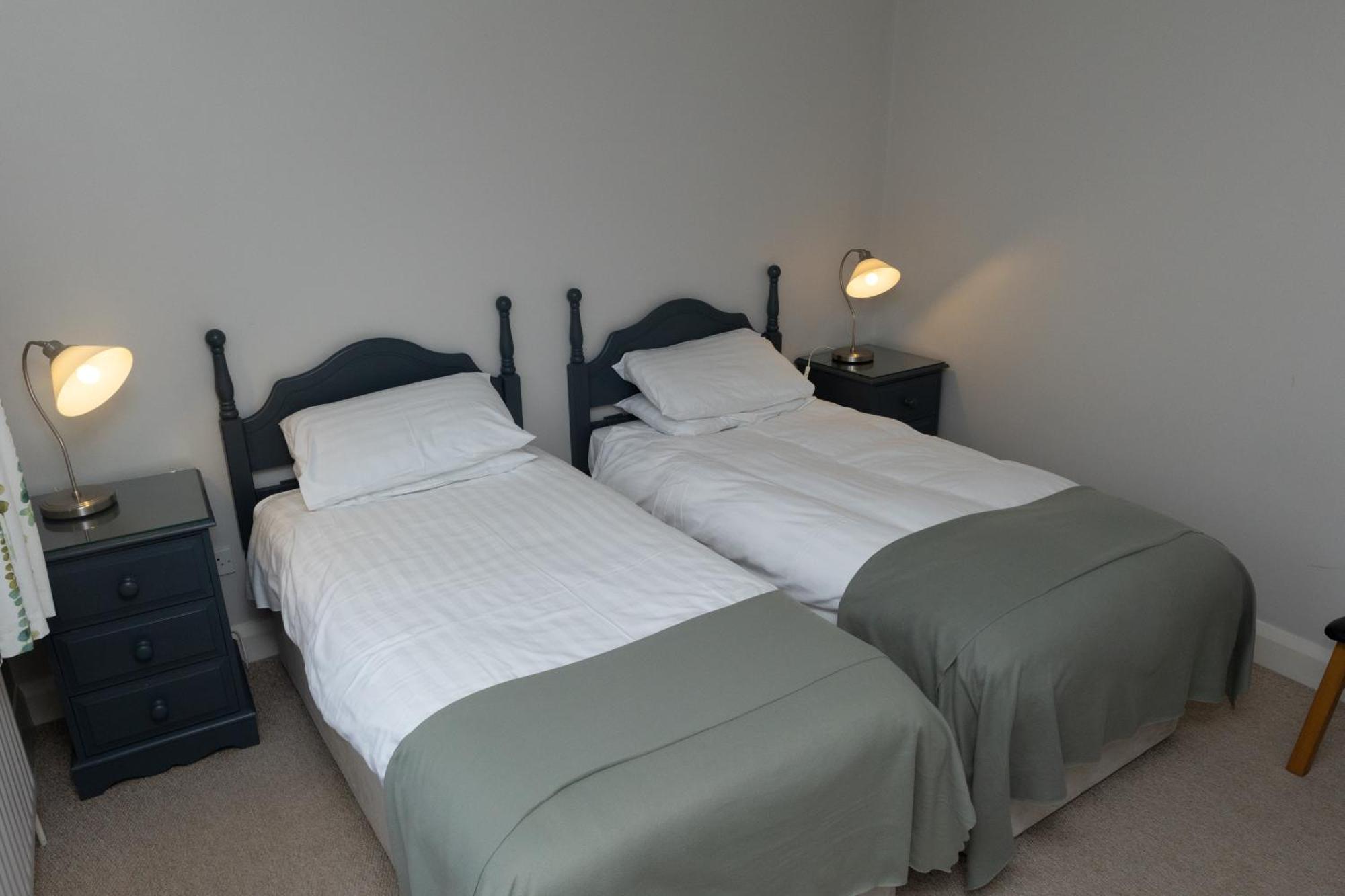 Tullybay Holiday Lodges Енискилен Екстериор снимка